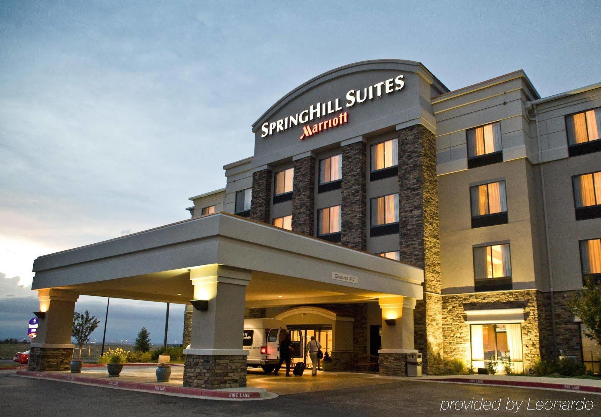 Springhill Suites By Marriott Denver Airport Exterior photo